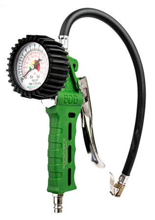 Pistolet do pompowania kół opon z manometrem manometr pompka wąż 16 bar ROCKFORCE