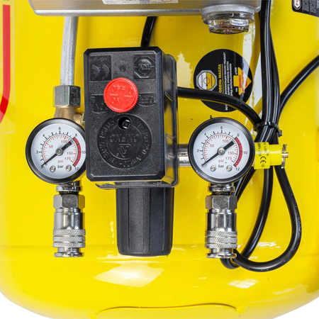 Sprężarka cichy kompresor olejowy 50l do prób ciśnieniowych 8 bar FORCEKRAFT