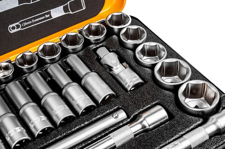 Zestaw klucze nasadowe z grzechotką 36 elementów 1/2" JCB