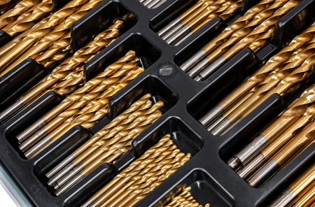 Zestaw wierteł tytanowych do metalu (wiertła) 170 sztuk GEKO