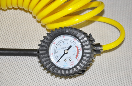 Kompresor sprężarka samochodowy dwutłokowy Titanium B