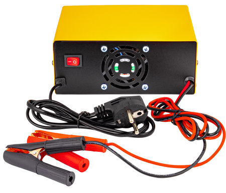 Prostownik ładowarka do akumulatora LCD 6/8/12/14/16/24V 15A SMART A80 VOLT POLSKA