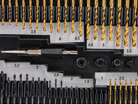 Zestaw wierteł bitów otwornic do metalu drewna betonu 246el FALON-TECH