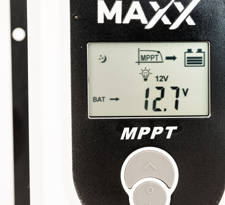 Regulator ładowania kontroler solarny 12V panel LCD 30A MPPT 4SUN