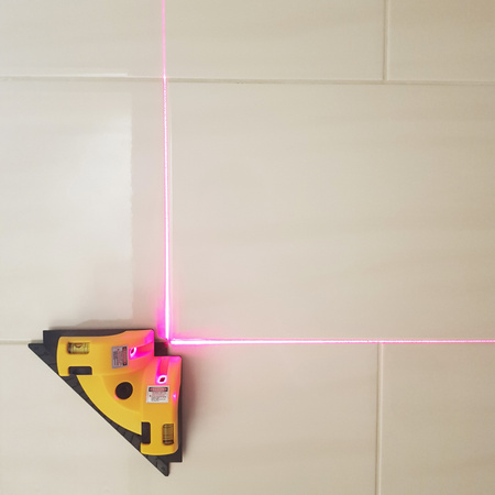 Poziomica laserowa do płytek laser kątowy 2 linie GEKO