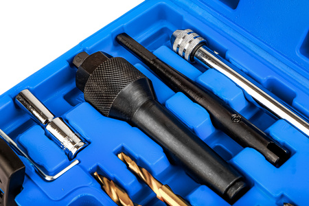 Zestaw do demontażu wyciągania wykręcania urwanych świec żarowych żarników FALON-TECH