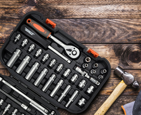 Zestaw narzędziowy kluczy klucze nasadowe grzechotka bity szczypce 1/4 56el STOHR 58643 YATO