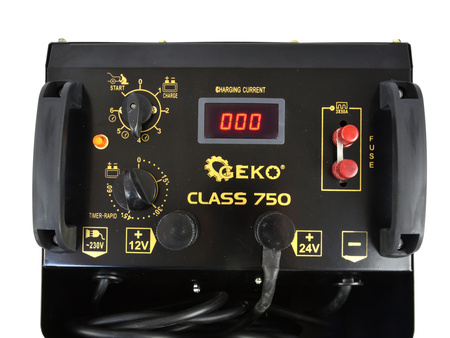 Prostownik z rozruchem CLASS 750 12/24V 700A LCD GEKO