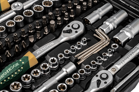 Zestaw narzędziowy warsztatowy klucze nasadowe nasadki płaskie torx 216 + 6el ROCKFORCE