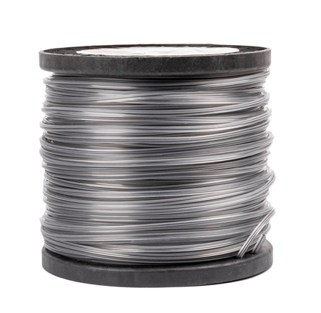 Żyłka tnąca do głowicy kosy spalinowej podkaszarki zbrojona z drutem 100m 2,4 mm gwiazdka