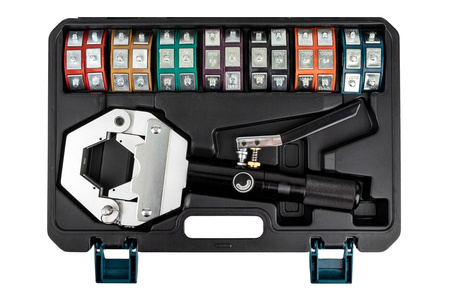 Zaciskarka przewodów końcówek węży do klimatyzacji