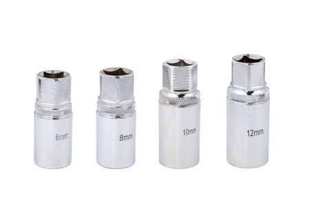 Nasadki klucze do urwanych śrub i szpilek 6-12mm 4el GEKO