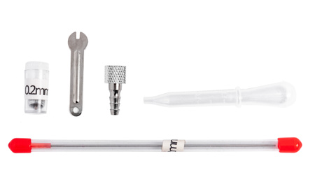 Aerograf pistolet lakierniczy z 2 dyszami (0,2 i 0,3 mm)