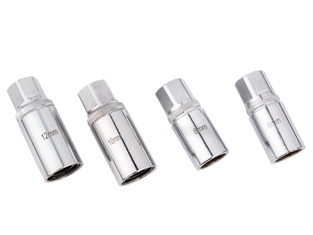 Nasadki klucze do urwanych śrub i szpilek 6-12mm 4el GEKO