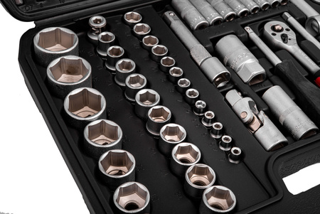 Zestaw kluczy nasadowych w walizce 108 szt CHROME VANADIUM MAR-POL
