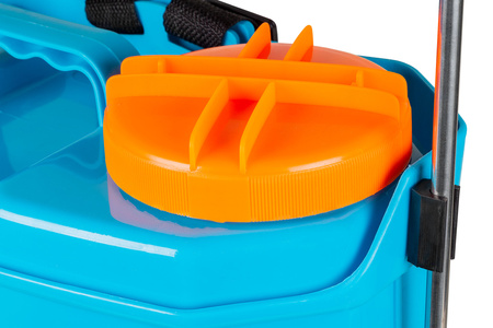 Opryskiwacz akumulatorowy ciśnieniowy plecakowy elektryczny 5 dysz 16L AL-FA