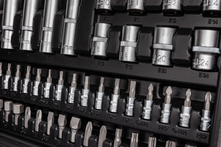 Zestaw narzędziowy kluczy nasadowych bity torx 108 szt BEST