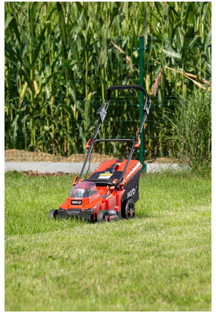 Kosiarka akumulatorowa do trawy bezszczotkowa 36V 2x4Ah system 2x18V 43cm YT-85224 YATO