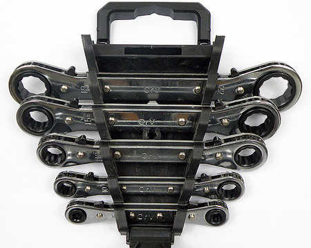 Klucze oczkowe z grzechotką 6-22mm 5 sztuk SILVER