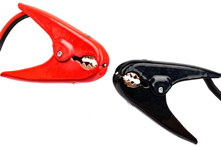 Kable przewody rozruchowe grube 600A 2x2,5m YATO