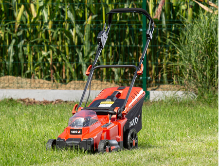 Kosiarka akumulatorowa do trawy mocna 36V 2x18V 2x4Ah 37 cm YT-85222 YATO