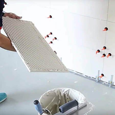 System poziomowania płytek kliny klipsy (50 klipsów + kluczyk) SILVER