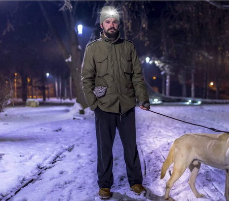 Czapka zimowa uniwersalna z latarką czołówka led usb FORSAGE