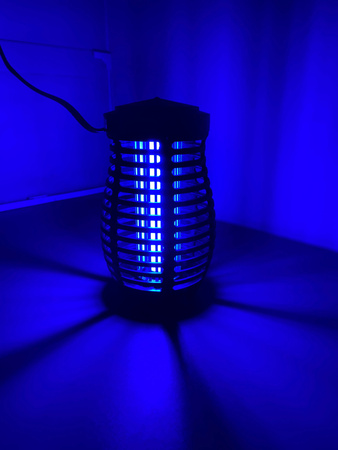 Lampa owadobójcza UV z szufladą na muchy, komary i ćmy - VOLT POLSKA