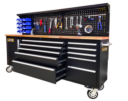 Duży stół warsztatowy z drewnianym blatem, szafką oraz szufladami JCB