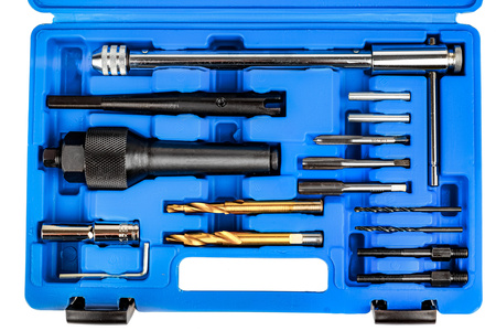 Zestaw do demontażu wyciągania wykręcania urwanych świec żarowych żarników FALON-TECH