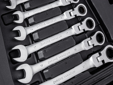 Klucze Płasko Oczkowe z Grzechotką Łamaną 8-32mm 13el FALON-TECH