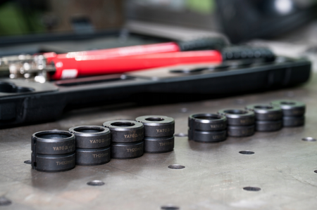 Zaciskarka hydrualiczna praska do rur PEX AL PRO + 8 głowic YT-21735 YATO