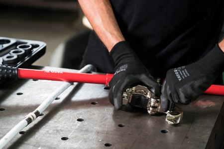 Zaciskarka hydrualiczna praska do rur PEX AL PRO + 8 głowic YT-21735 YATO