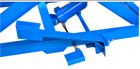 Podnośnik motocyklowy hydrauliczny platforma 450 kg rampa do motoru 825 mm GEKO