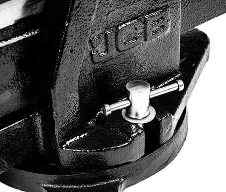 Profesjonalne imadło ślusarskie obrotowe stalowe 150mm JCB