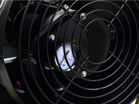 Nagrzewnica olejowa z termostatem LCD 40kW (odprowadzanie spalin) GEKO