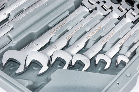 Klucze płasko-oczkowe z grzechotką łamane 8-19 12szt SILVER