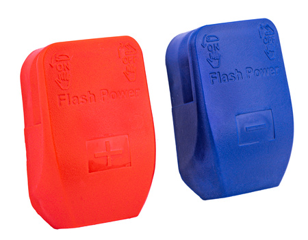 Klemy samozaciskowe uniwersalne do akumulatora 800A 2 SZT FALON-TECH