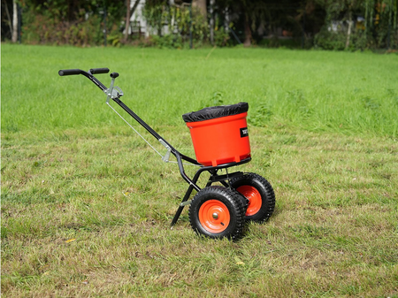 Siewnik rozrzutnik ogrodowy rotacyjny do nawozu piasku nasion 25 kg 23 L YATO