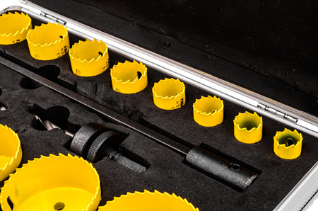 Otwornice do metalu drewna Bi-Metal 17 szt w metalowej walizce FALON-TECH