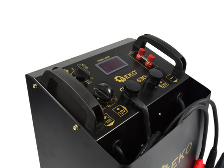 Prostownik z rozruchem CLASS 630 12/24V 550A LCD GEKO