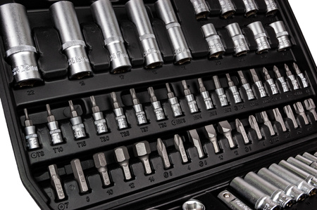 Zestaw narzędziowy kluczy nasadowych bity torx 108 szt BEST