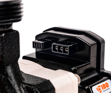 Pompa cyrkulacyjna do instalacji C.O. ze śrubunkami AMG 25-40/180 IBO