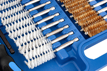 Szczotki do czyszczenia gniazd wtryskiwaczy zestaw 38el SILVER