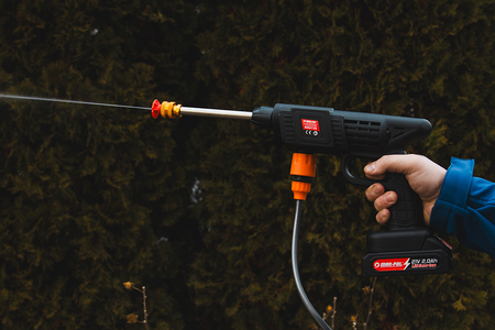 Myjka cisnieniowa akumulatorowa 21V 30bar do domu ogrodu kostki okien MARPOL