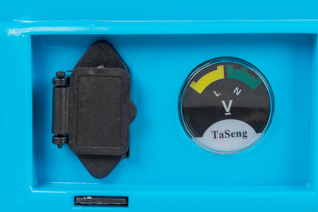 Opryskiwacz akumulatorowy ciśnieniowy plecakowy elektryczny 5 dysz 16L AL-FA