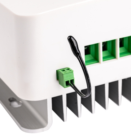 Regulator napięcia paneli fotowoltaicznych 60A 12/24/36/48V MPPT z panelem LCD VOLT POLSKA