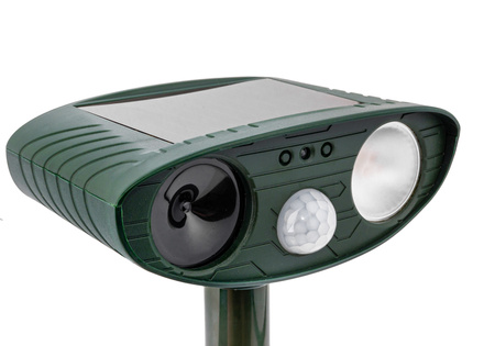 Ogrodowy solarny odstraszacz gryzoni i zwierząt (kun, myszy, szczurów kretów) DOBERMAN VOLT POLSKA